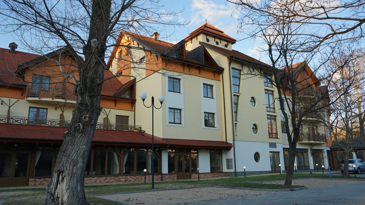 Trojizbový apartmán na predaj priamo na brehu jazera Draždiak v bratislavskej Petržalke